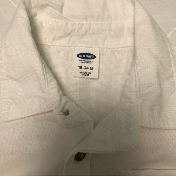 Old Navy Button-Up Shirt - Picture 2 of 3